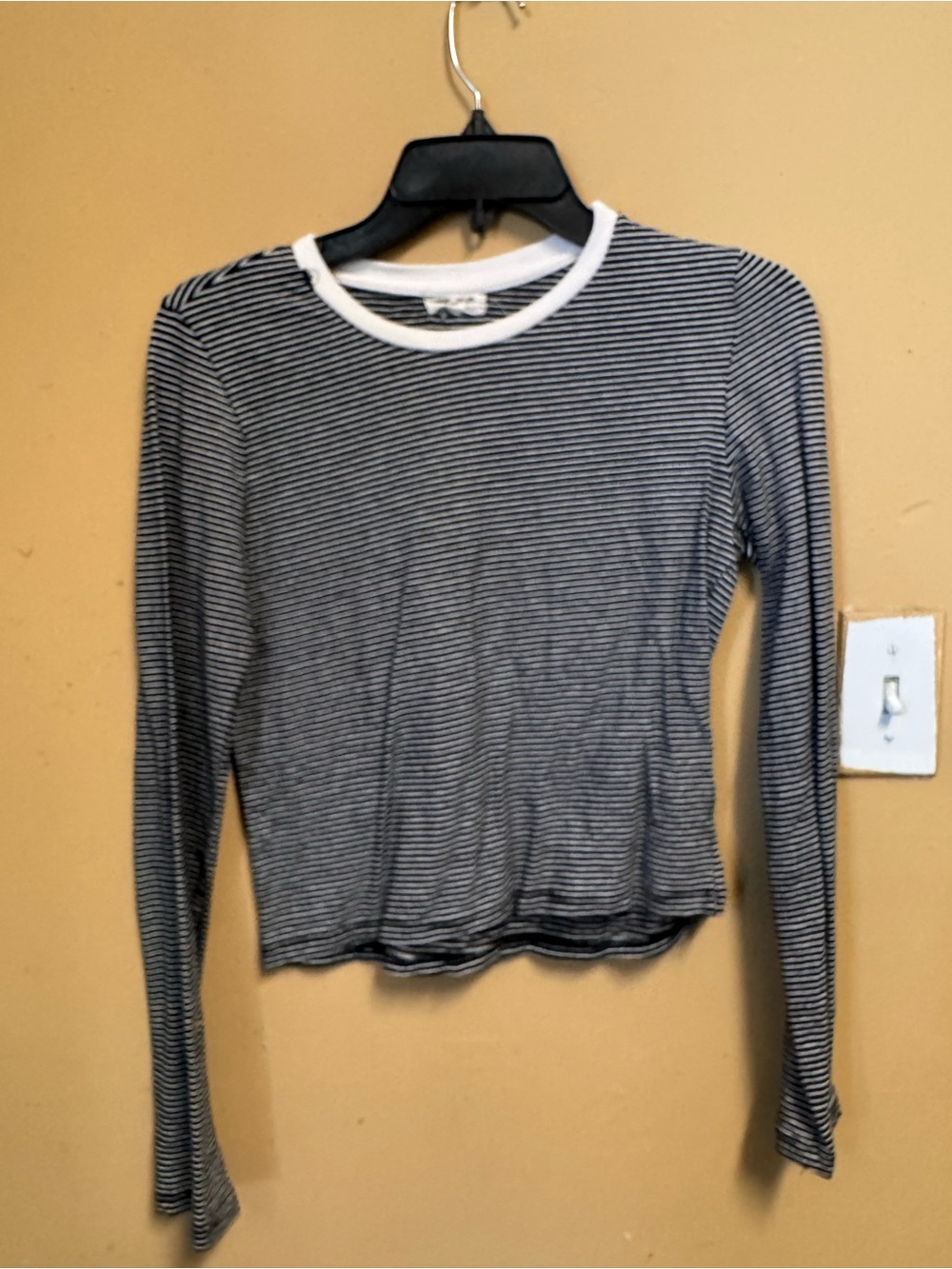 Heart Hips Black & White Striped Long-Sleeve Crop Top